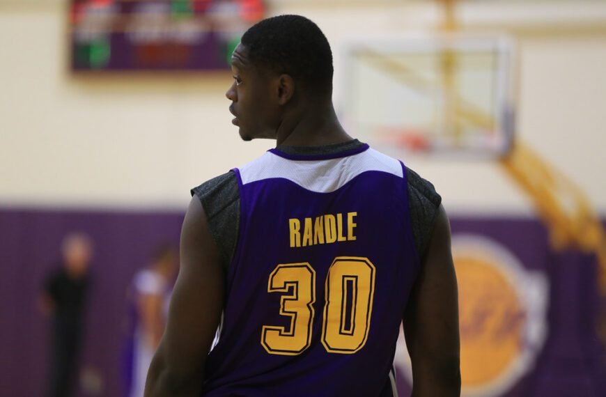 Julius Randle’s Blockbuster Trade: From Knicks Star…